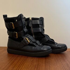 Marc by Marc Jacobs black leather lace-up boots with straps and buckles, 38